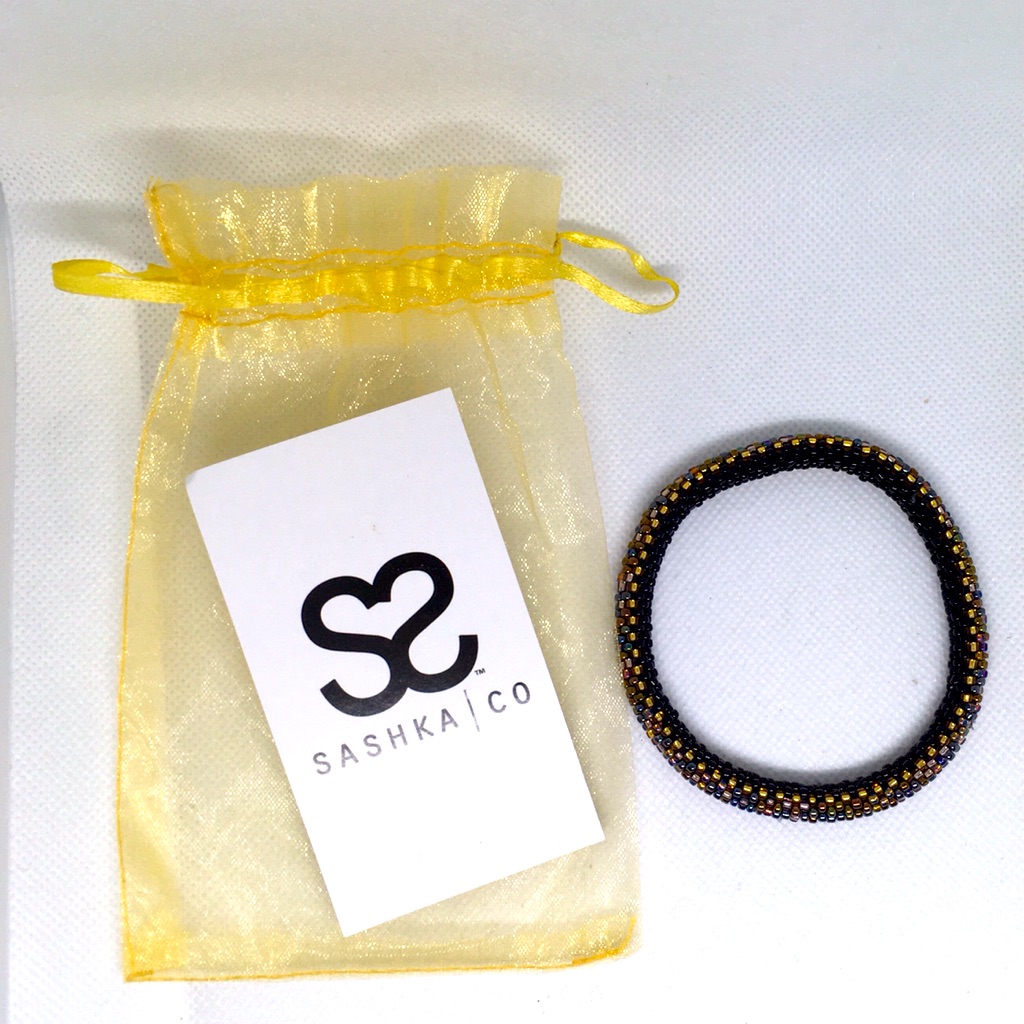 Sashka Co Crocheted Beaded Bangle Bracelet New 10$